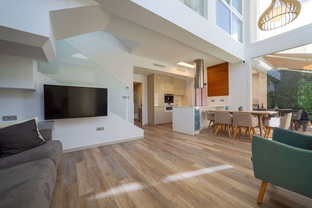 3 soveværelse Villa til salg i Ciudad Quesada, Rojales med swimmingpool - € 440.000 (Ref: 10070448)