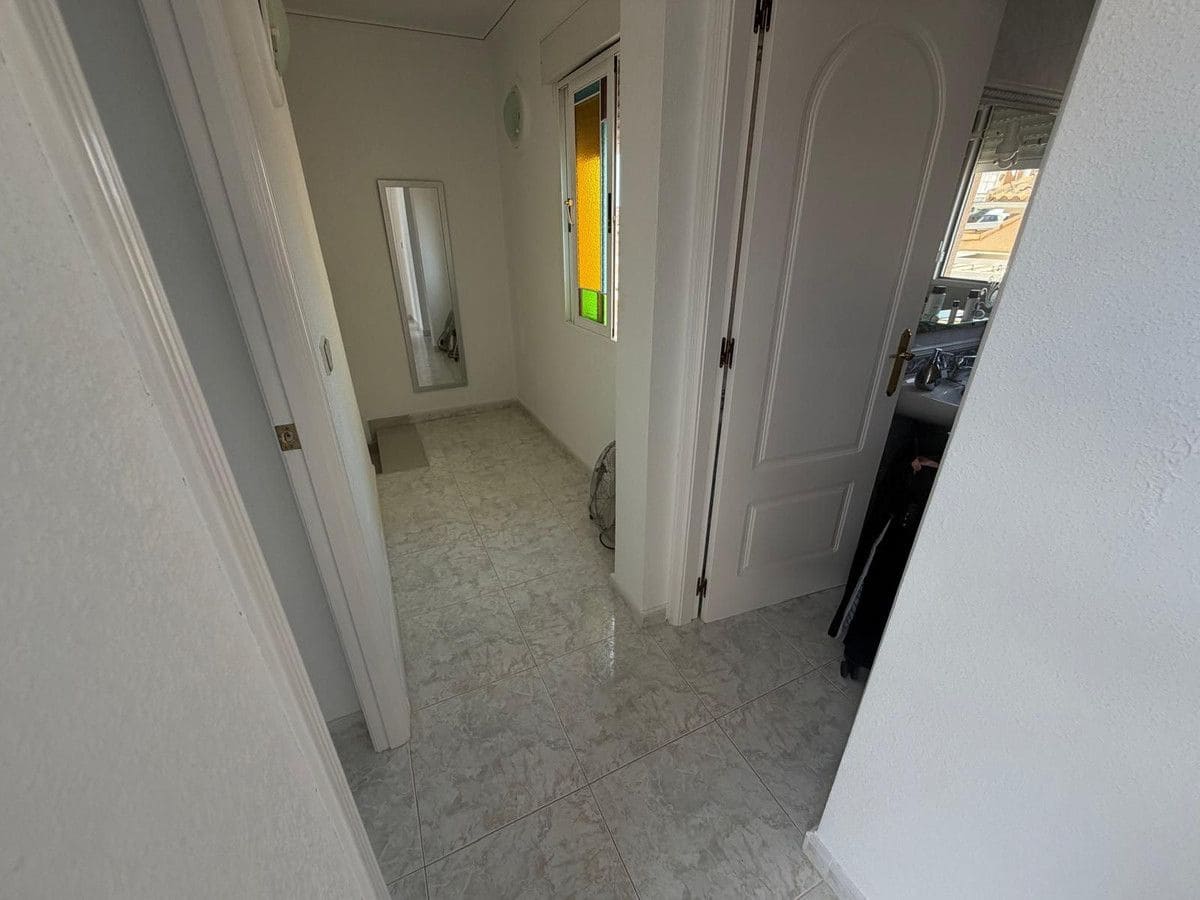 3 soveværelse Villa til salg i Rojales med swimmingpool - € 275.000 (Ref: 10070453)
