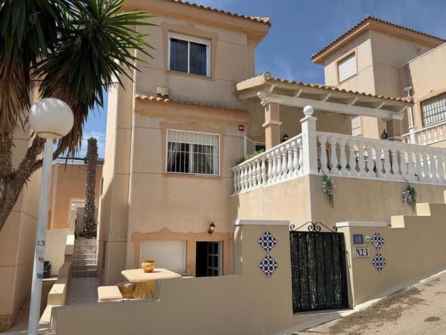 3 soveværelse Villa til salg i Ciudad Quesada, Rojales med swimmingpool - € 275.000 (Ref: 10070453)