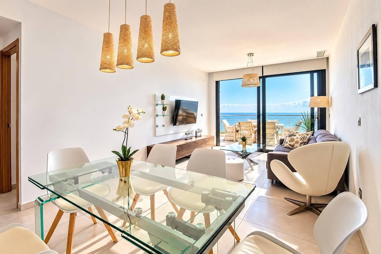3 slaapkamer Appartement te koop in Arenales del Sol met zwembad - € 785.000 (Ref: 10070494)
