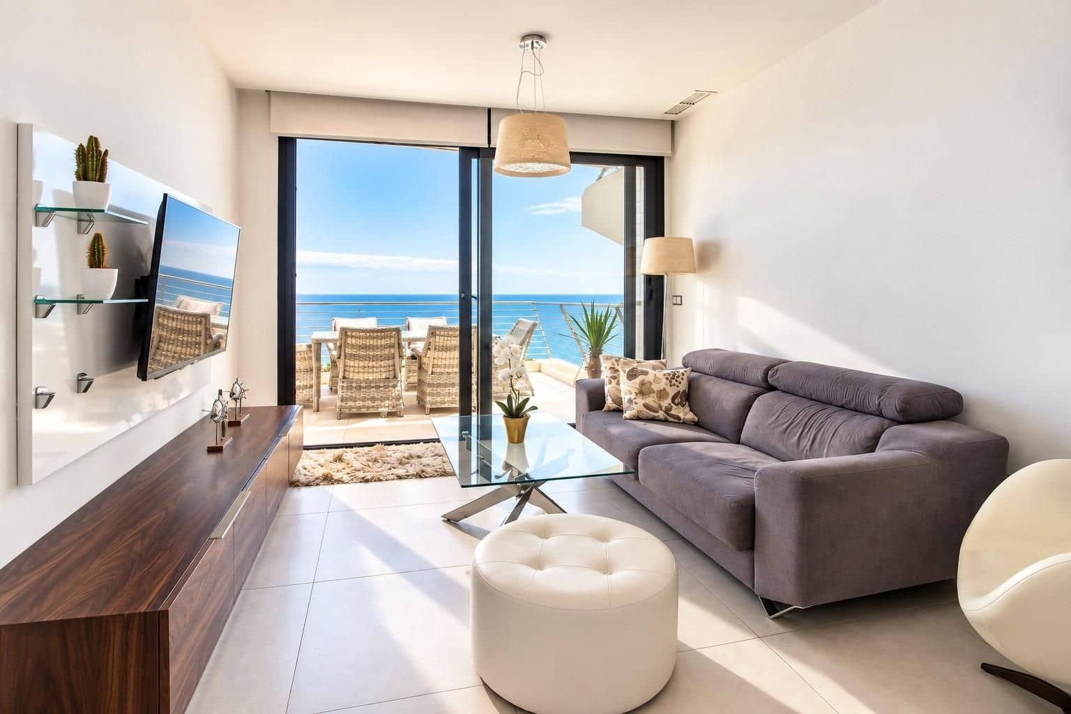 3 slaapkamer Appartement te koop in Arenales del Sol met zwembad - € 785.000 (Ref: 10070494)