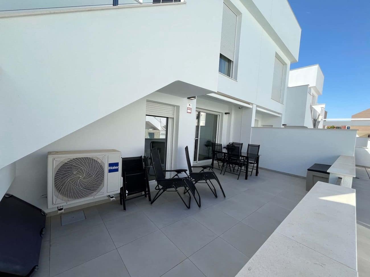 Bungalow de 2 habitaciones en Pilar de la Horadada en venta con piscina - 290.000 € (Ref: 10070499)