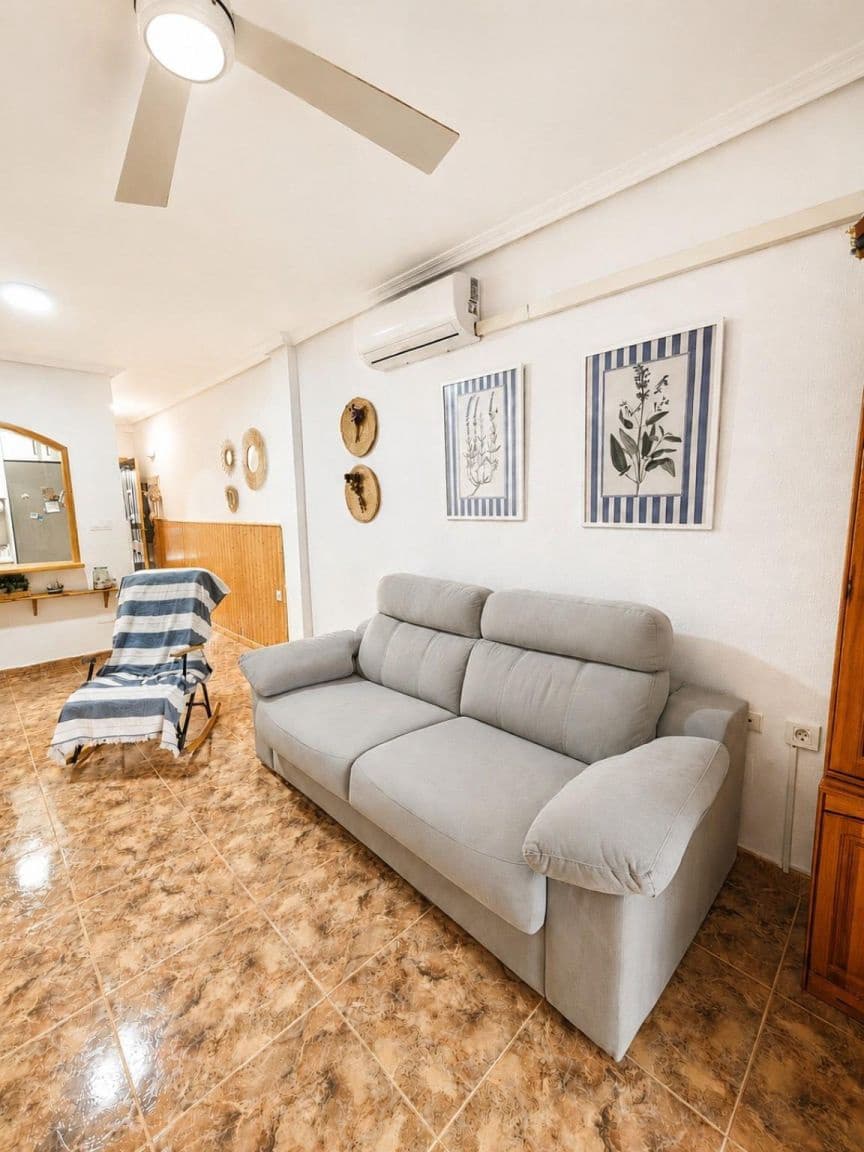 2 bedroom Apartment for sale in Los Alcazares - € 179,000 (Ref: 10070501)