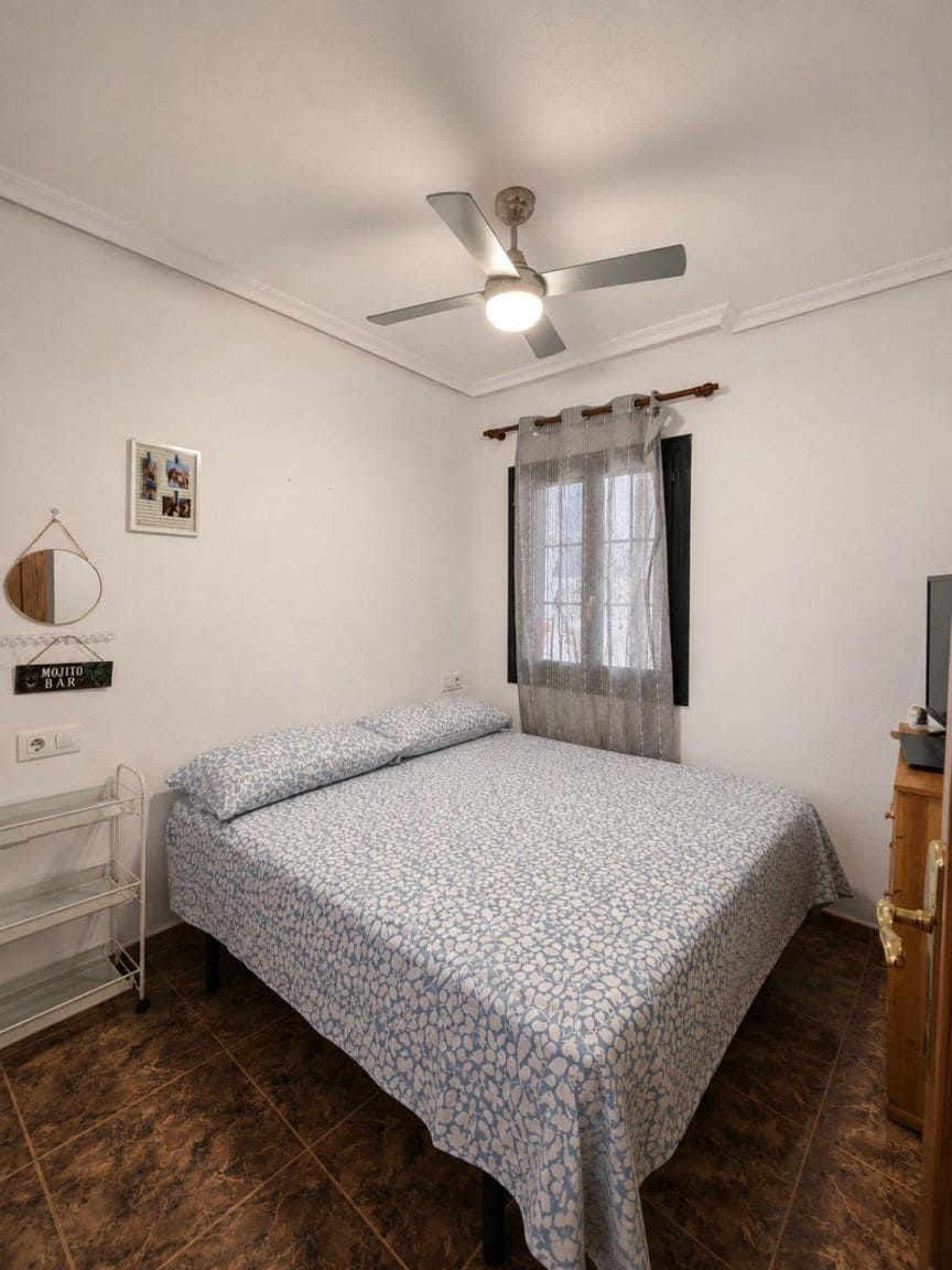 2 bedroom Apartment for sale in Los Alcazares - € 179,000 (Ref: 10070501)