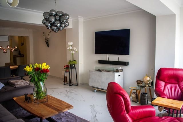 Apartamento de 2 habitaciones en Puerto Deportivo, Torrevieja en venta - 480.000 € (Ref: 10070663)