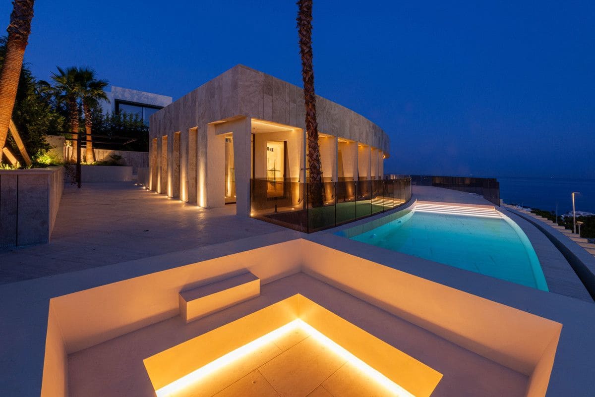 5 soveværelse Villa til salg i Casares med swimmingpool - € 3.800.000 (Ref: 10070698)