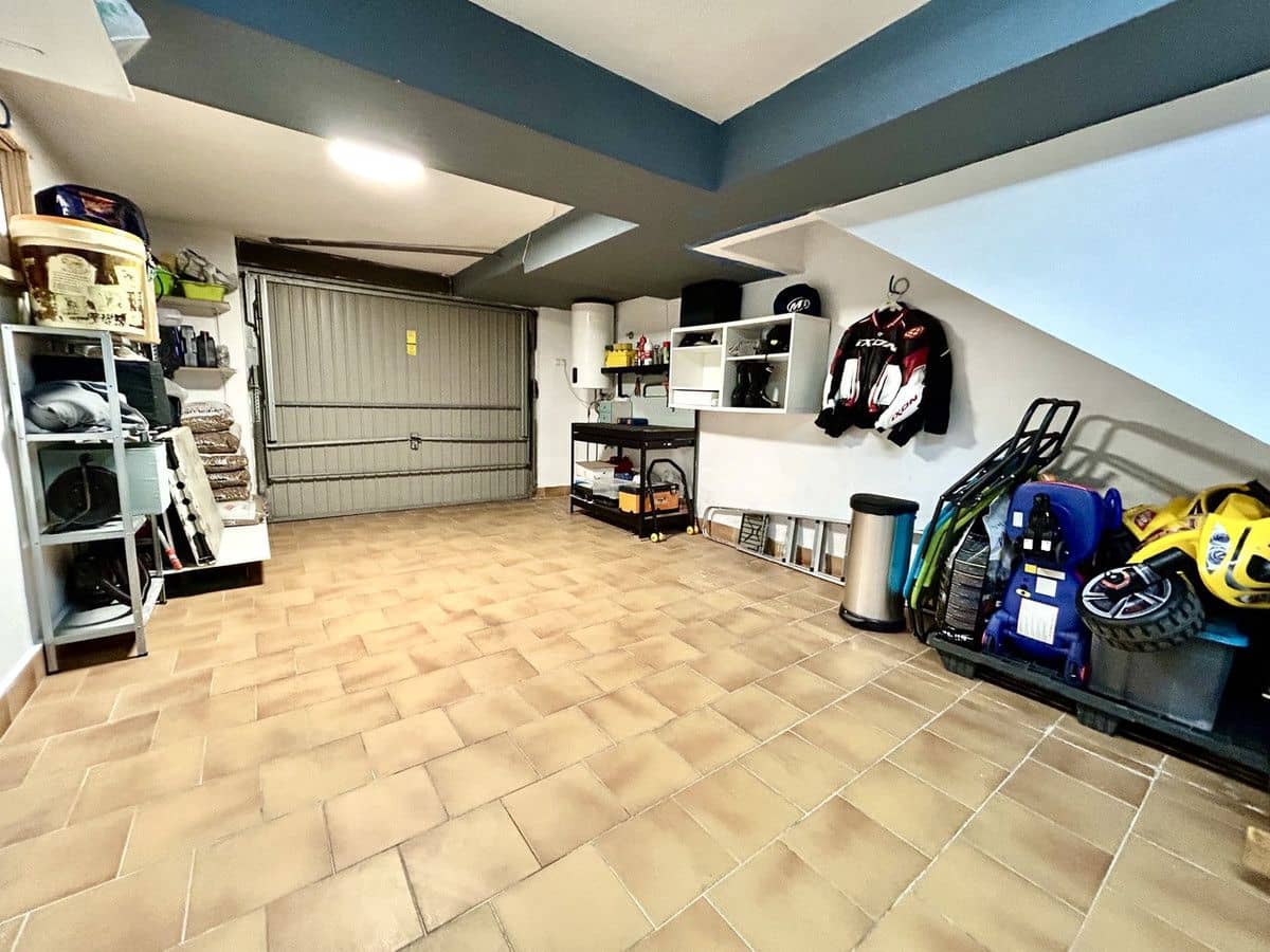 Casa de 4 habitaciones en Almoradí en venta - 230.000 € (Ref: 10070738)