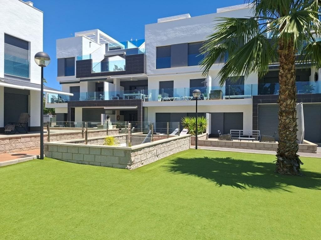 2 sypialnia Apartament na sprzedaż w El Raso z basenem - 239 500 € (Ref: 10072422)