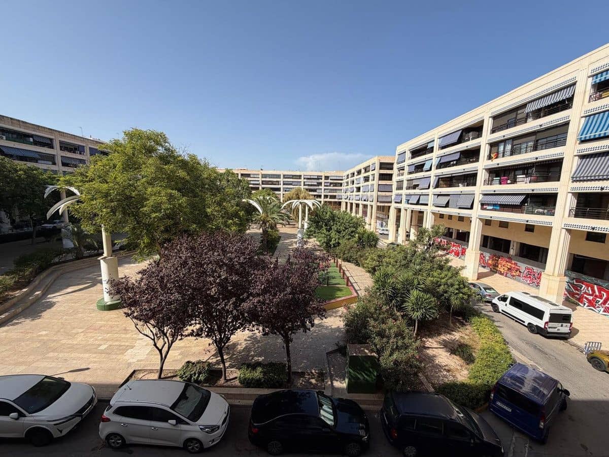 Apartamento de 3 habitaciones en Guardamar del Segura en venta - 178.800 € (Ref: 10072451)