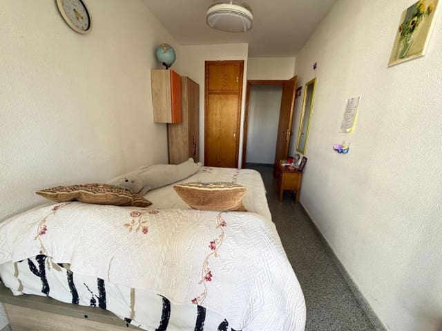 Apartamento de 3 habitaciones en Las Viñas, Guardamar del Segura en venta - 178.800 € (Ref: 10072451)