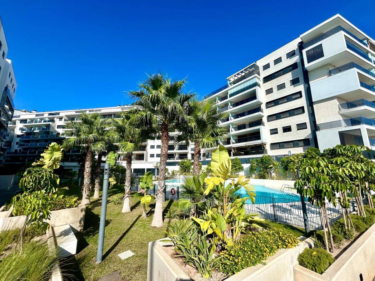 2 soveværelse Lejlighed til salg i Campoamor med swimmingpool - € 379.000 (Ref: 10072452)