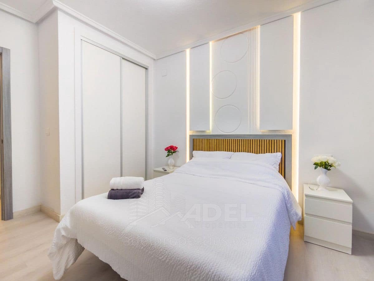 3 soveværelse Lejlighed til salg i Torrevieja - € 185.500 (Ref: 10072453)
