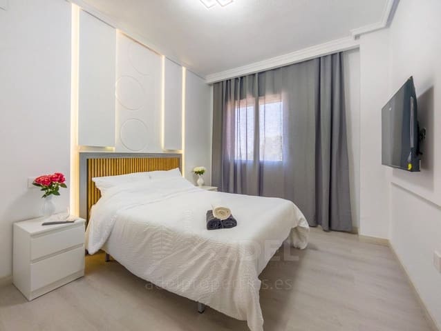 3 soveværelse Lejlighed til salg i Playa del Acequión, Torrevieja - € 185.500 (Ref: 10072453)