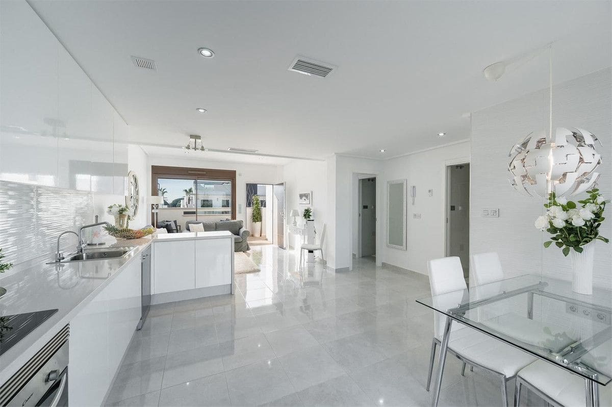 2 quarto Apartamento para venda em Pilar de la Horadada - 349 000 € (Ref: 10072455)