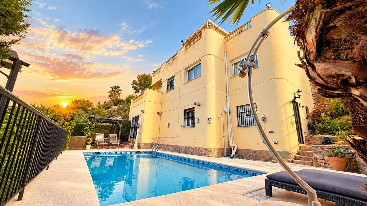 5 sypialnia Willa na sprzedaż w La Zenia - 635 000 € (Ref: 10072465)