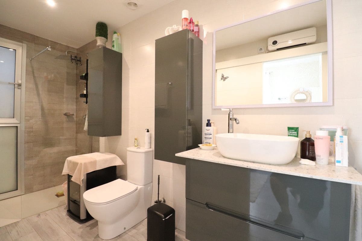 3 slaapkamer Villa te koop in Daya Vieja met zwembad - € 375.000 (Ref: 10072469)