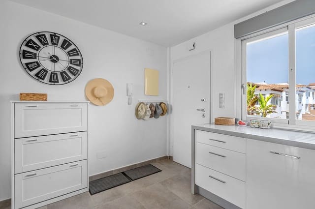 2 Zimmer Villa zu verkaufen in Punta Prima, Orihuela mit Pool - 289.000 € (Ref: 10072471)