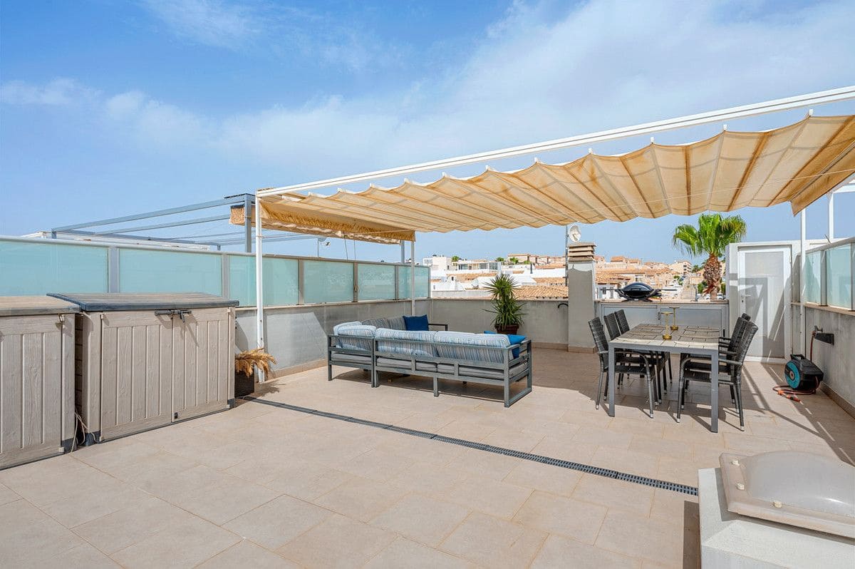 2 Zimmer Villa zu verkaufen in Orihuela Costa mit Pool - 289.000 € (Ref: 10072471)