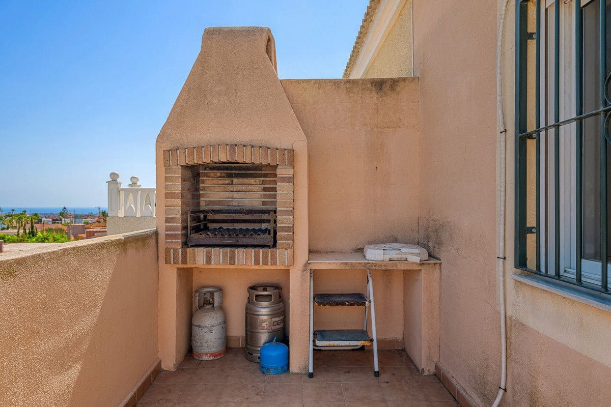 3 soverom Villa til salgs i Las Ramblas Golf med svømmebasseng - € 159 000 (Ref: 10072472)