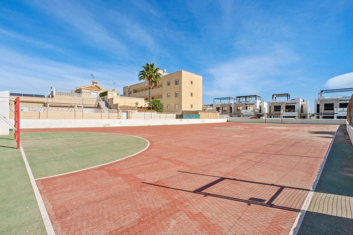 3 soverom Villa til salgs i Las Ramblas Golf med svømmebasseng - € 159 000 (Ref: 10072472)