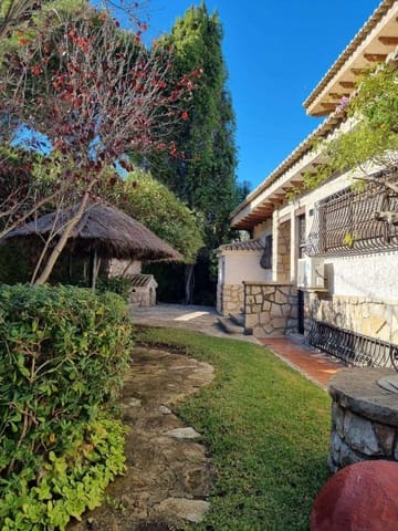 6 Zimmer Villa zu verkaufen in Mercado, Alicante / Alacant Stadt - 1.350.000 € (Ref: 10072507)