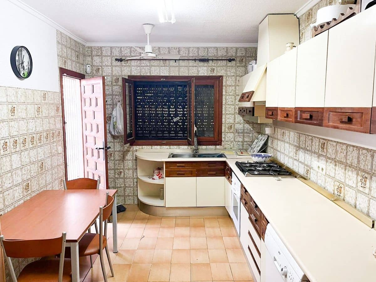 Chalet de 4 habitaciones en Orihuela Costa en venta - 824.000 € (Ref: 10072508)