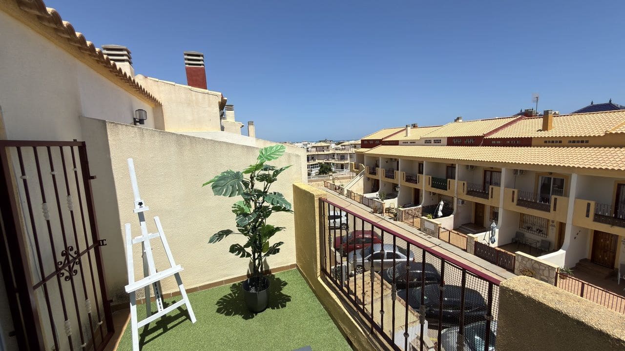 3 makuuhuone Omakotitalo myytävänä paikassa La Zenia - 219 950 € (Ref: 10077786)