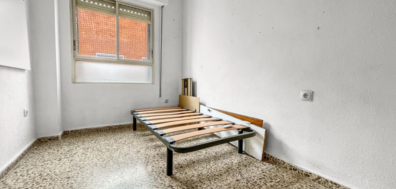 4 Zimmer Apartment zu verkaufen in Guardamar del Segura - 195.000 € (Ref: 10077985)