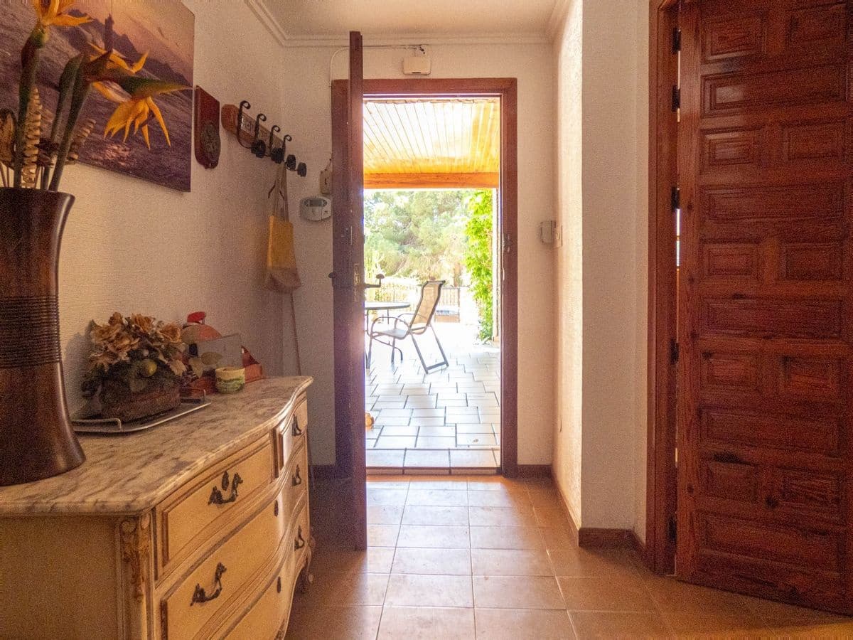6 makuuhuone Huvila myytävänä paikassa Orihuela Costa mukana uima-altaan - 945 000 € (Ref: 10078012)