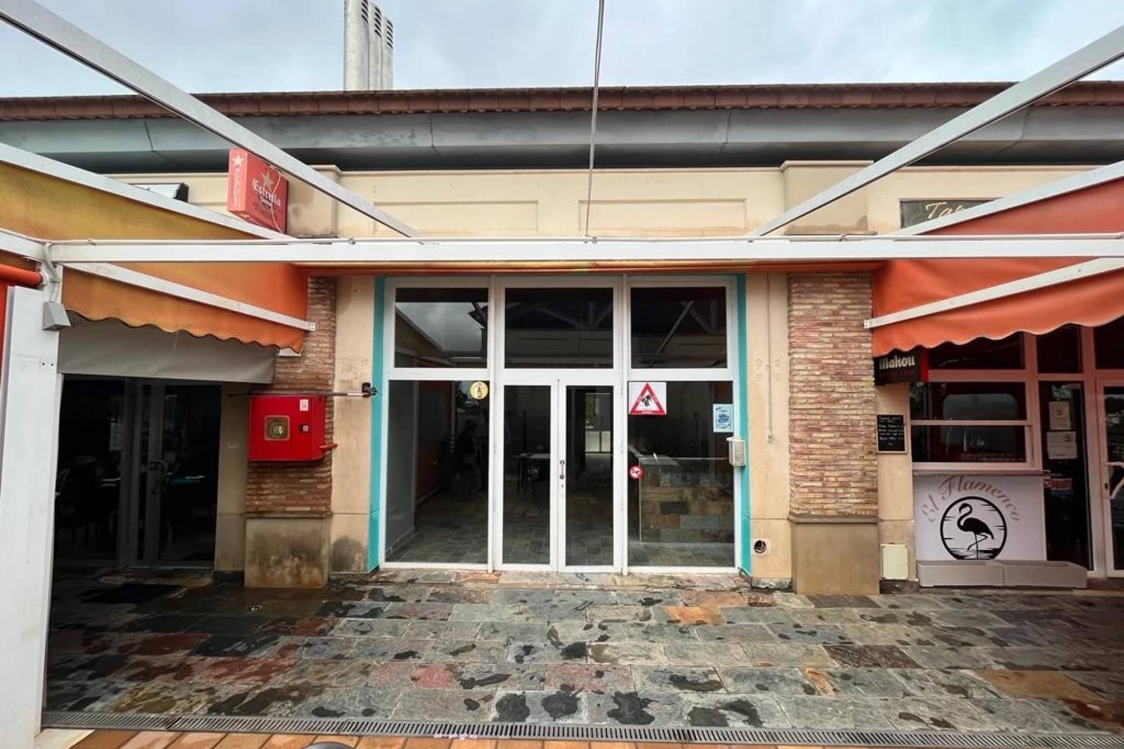 Commercial for sale in Algorfa with pool - € 100,000 (Ref: 10078013)