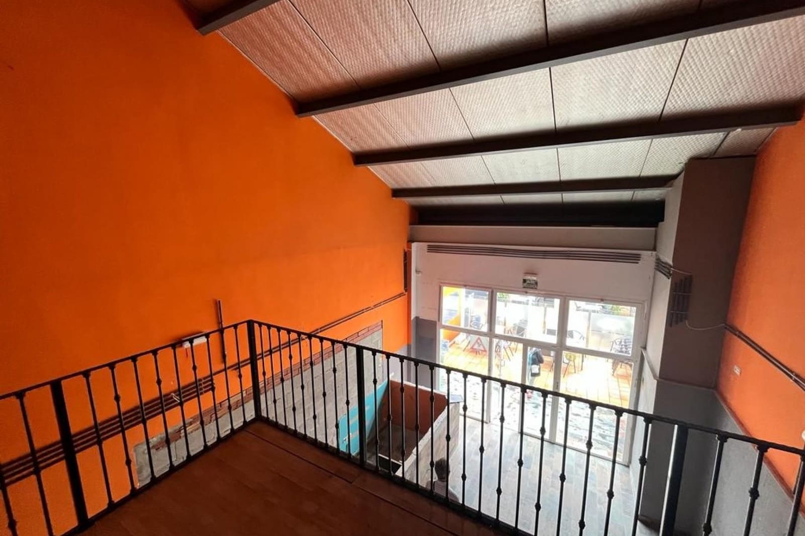 Commercial for sale in Algorfa with pool - € 100,000 (Ref: 10078013)