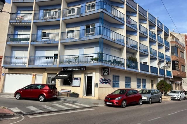 Kommersiell til salgs i Zona Pueblo, Guardamar del Segura med svømmebasseng - € 99 000 (Ref: 10078017)