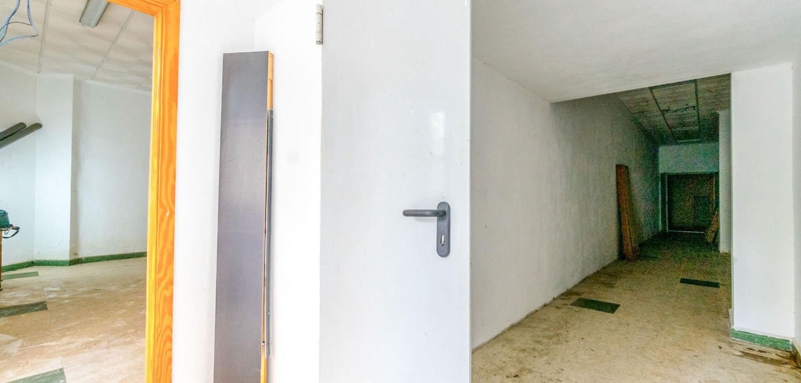 1 camera da letto Commerciale in vendita in Torrevieja - 390.000 € (Rif: 10078020)