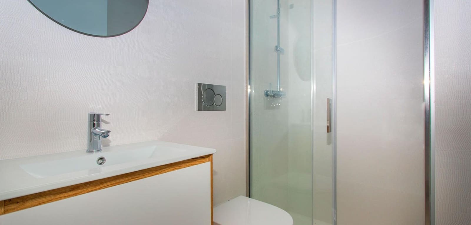 Apartamento de 2 habitaciones en Torrevieja en venta con piscina - 265.000 € (Ref: 10078022)