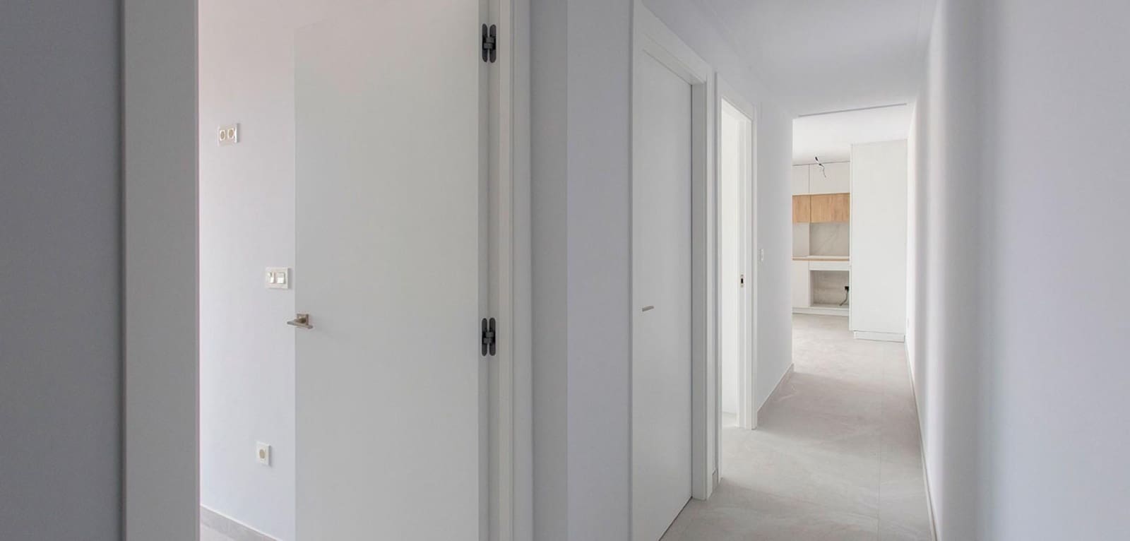 Apartamento de 2 habitaciones en Torrevieja en venta con piscina - 265.000 € (Ref: 10078022)