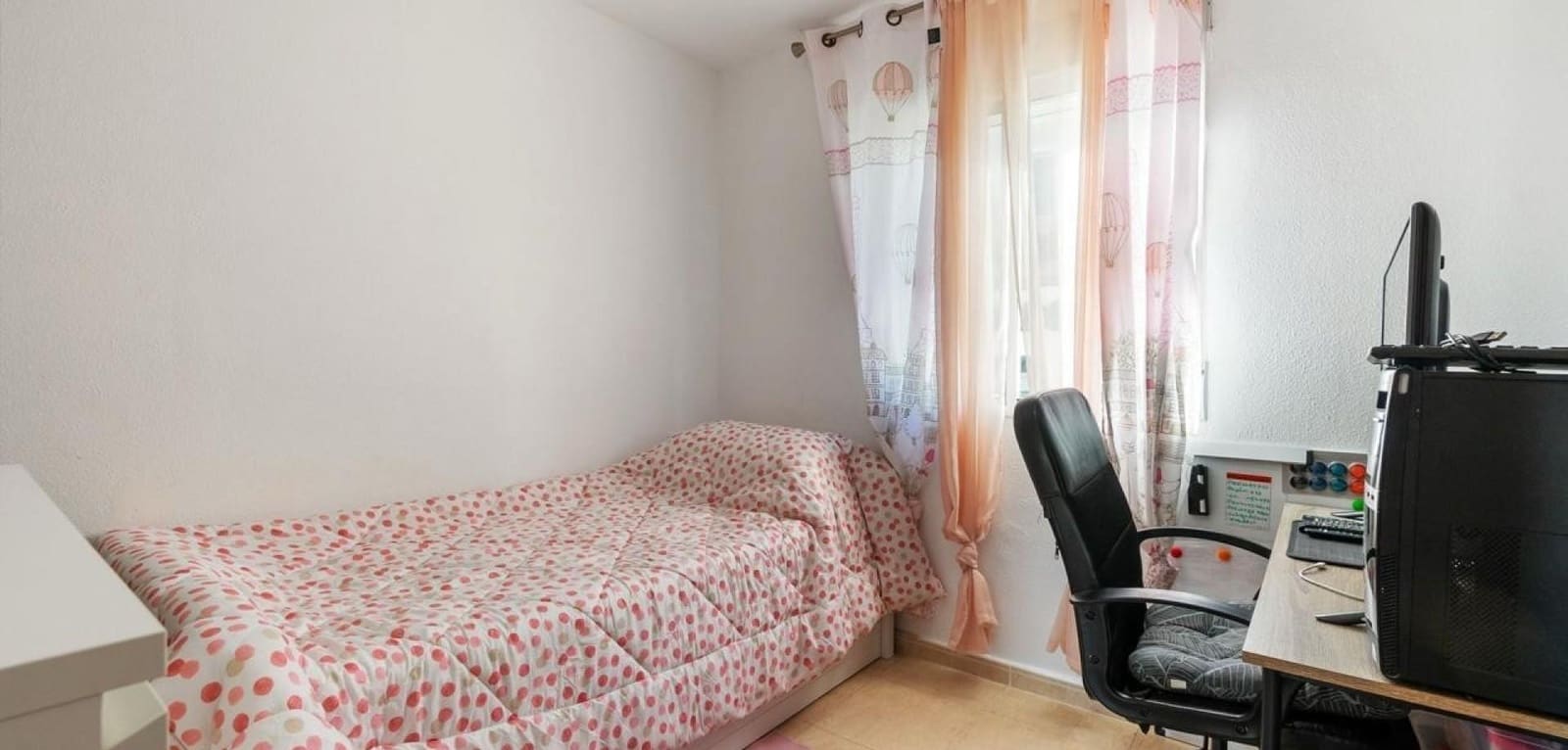 3 makuuhuone Huvila myytävänä paikassa Filipinas mukana uima-altaan - 295 000 € (Ref: 10078032)