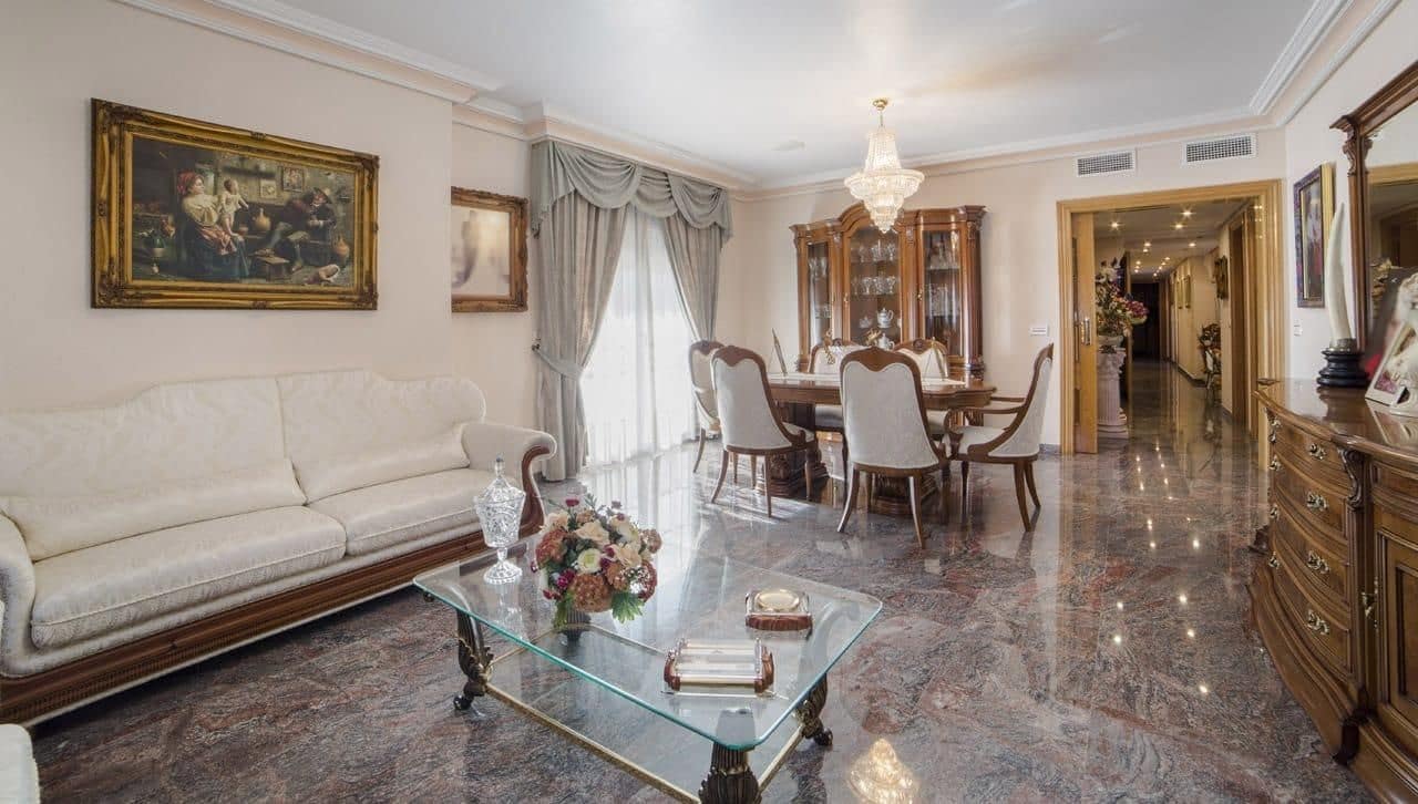 5 sypialnia Dom na sprzedaż w Los Alcazares - 445 000 € (Ref: 10079781)