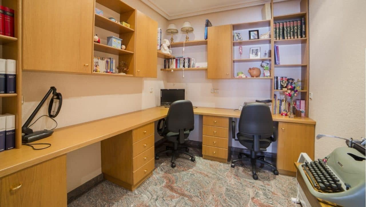 5 sypialnia Dom na sprzedaż w Los Alcazares - 445 000 € (Ref: 10079781)