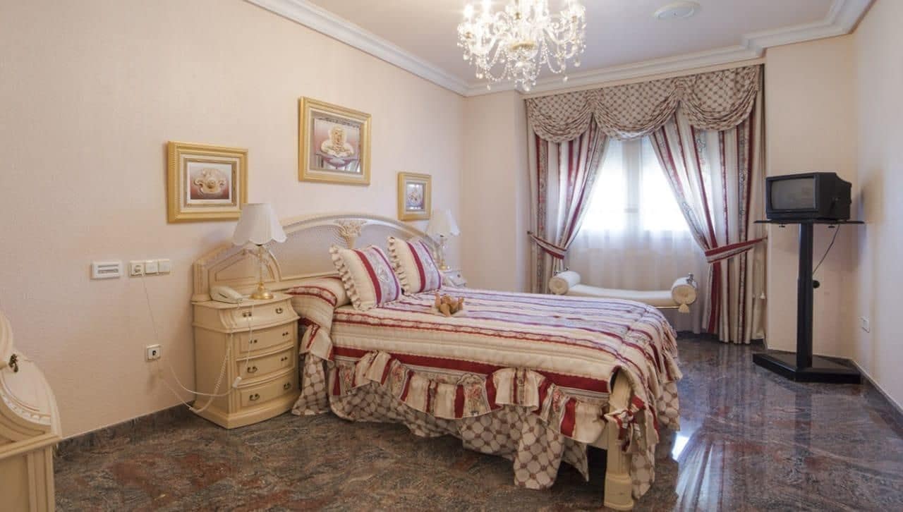 5 sypialnia Dom na sprzedaż w Los Alcazares - 445 000 € (Ref: 10079781)