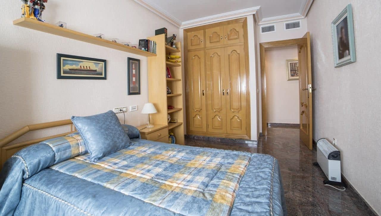 5 sypialnia Dom na sprzedaż w Los Alcazares - 445 000 € (Ref: 10079781)