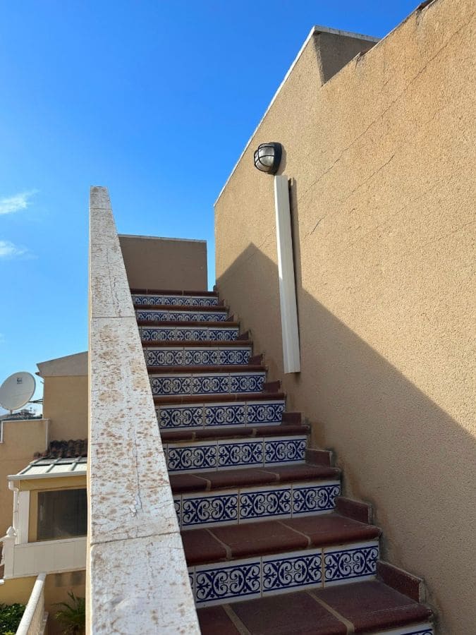 2 soverom Bungalow til salgs i Orihuela Costa med svømmebasseng - € 137 950 (Ref: 10080597)