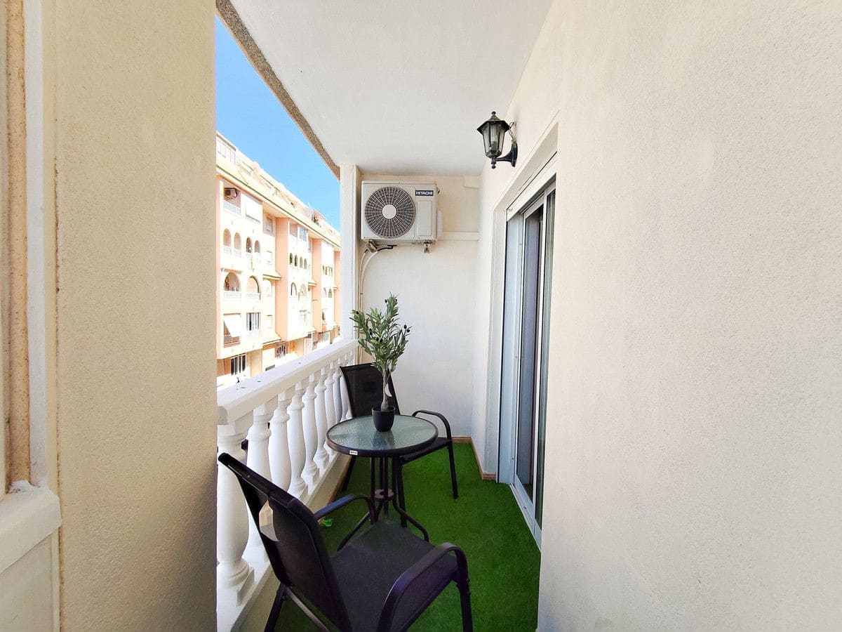 3 sypialnia Apartament na sprzedaż w Torrevieja - 185 500 € (Ref: 10080628)
