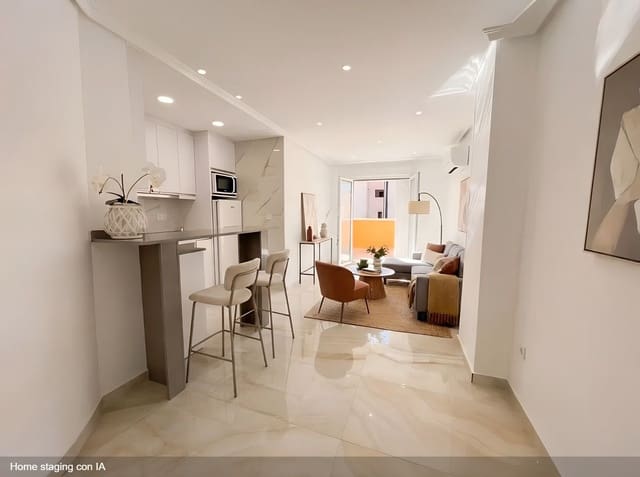 2 sovrum Lägenhet till salu i Puerto Deportivo, Torrevieja - 198 900 € (Ref: 10080799)