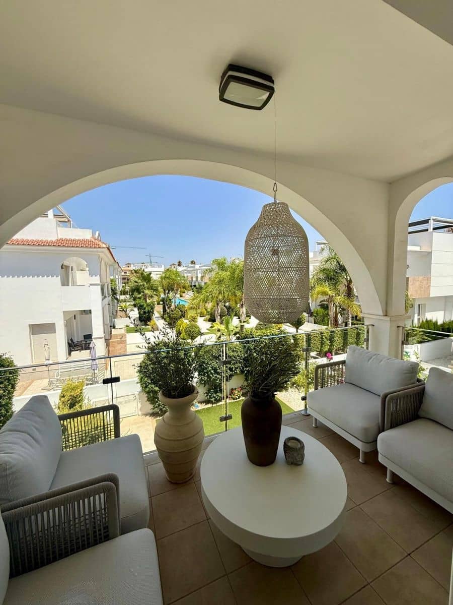 3 soveværelse Lejlighed til salg i Rojales med swimmingpool - € 330.000 (Ref: 10080846)