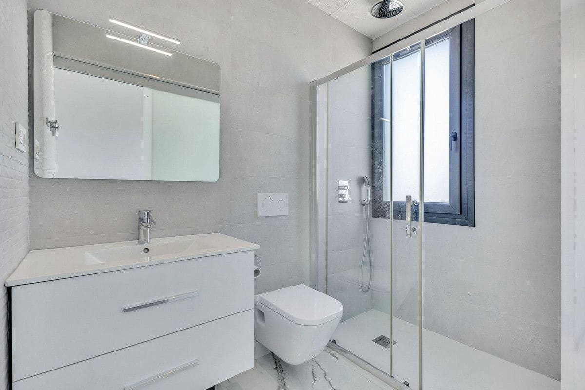 Chalet de 3 habitaciones en Torrevieja en venta - 749.900 € (Ref: 10080853)