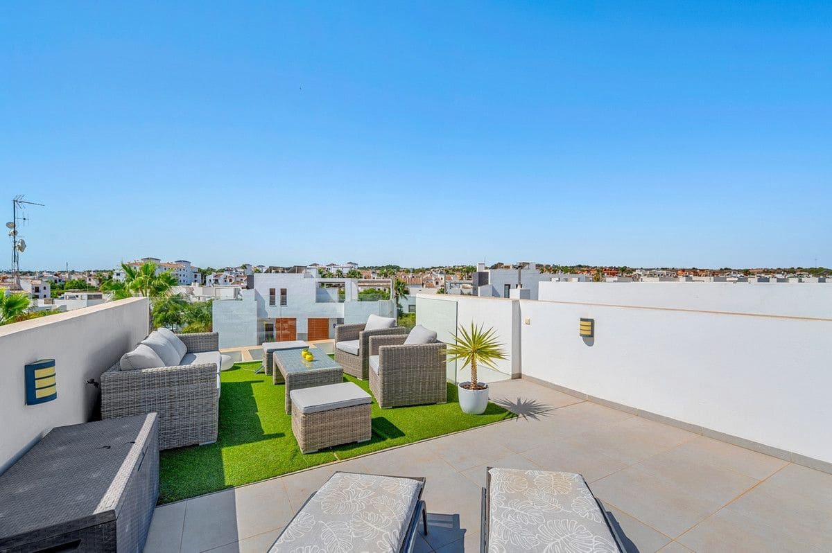 3 bedroom Villa for sale in Orihuela Costa - € 429,000 (Ref: 10080856)