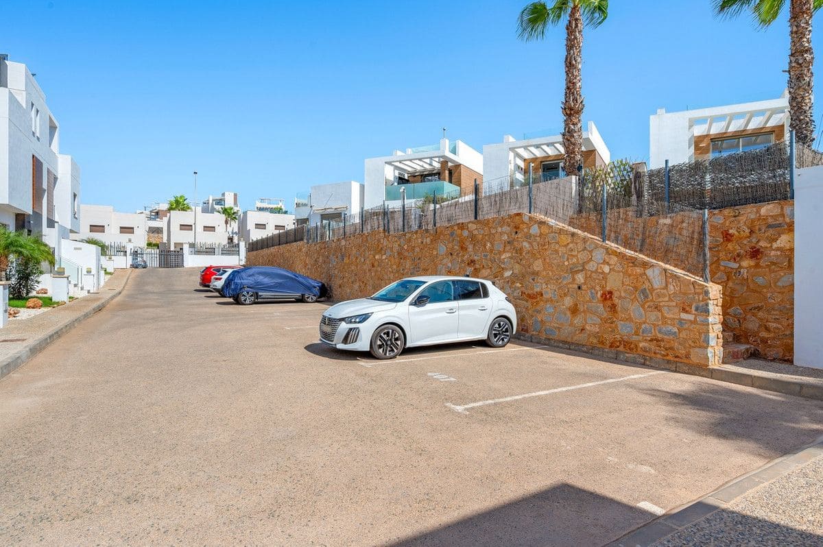 3 bedroom Villa for sale in Orihuela Costa - € 429,000 (Ref: 10080856)
