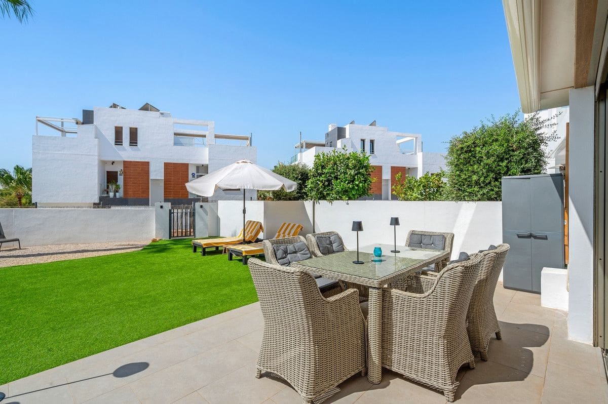 3 bedroom Villa for sale in Orihuela Costa - € 429,000 (Ref: 10080856)