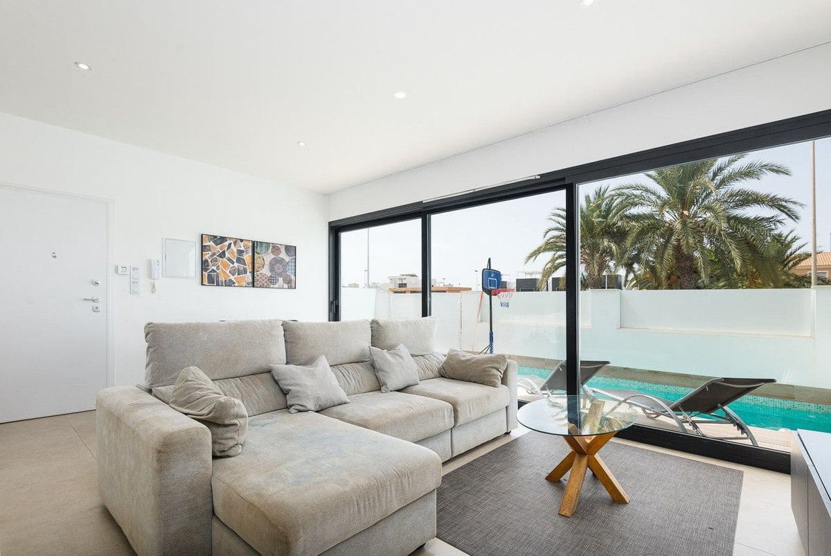 3 makuuhuone Huvila myytävänä paikassa San Pedro del Pinatar - 400 000 € (Ref: 10080858)