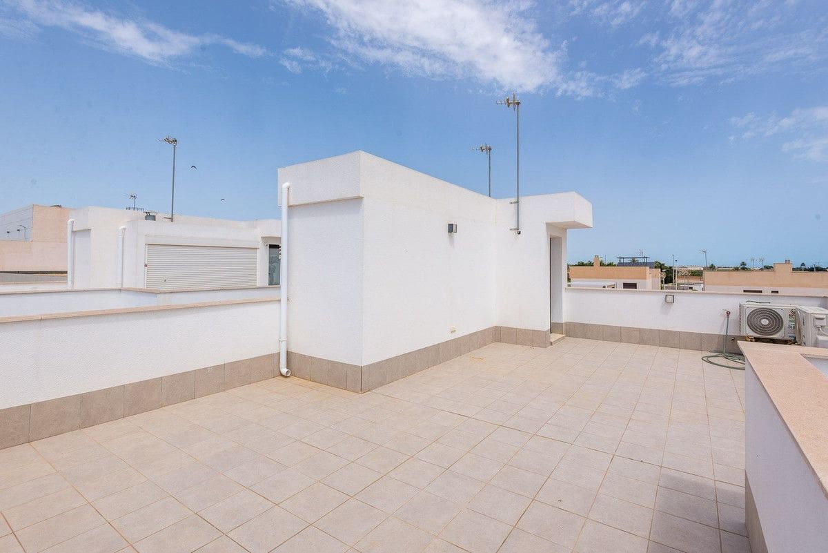 3 makuuhuone Huvila myytävänä paikassa San Pedro del Pinatar - 400 000 € (Ref: 10080858)